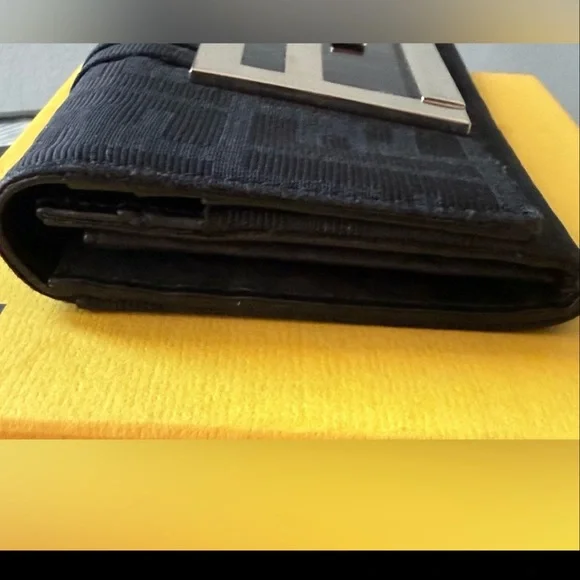 Fendi Zucca black Canvas Bifold Wallet / Full Inclusion - Picture 5 of 14